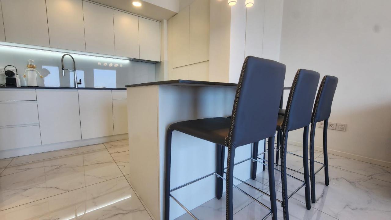 Modern 2br Amazing Sea View W/parking By Holyguest * Tel Aviv